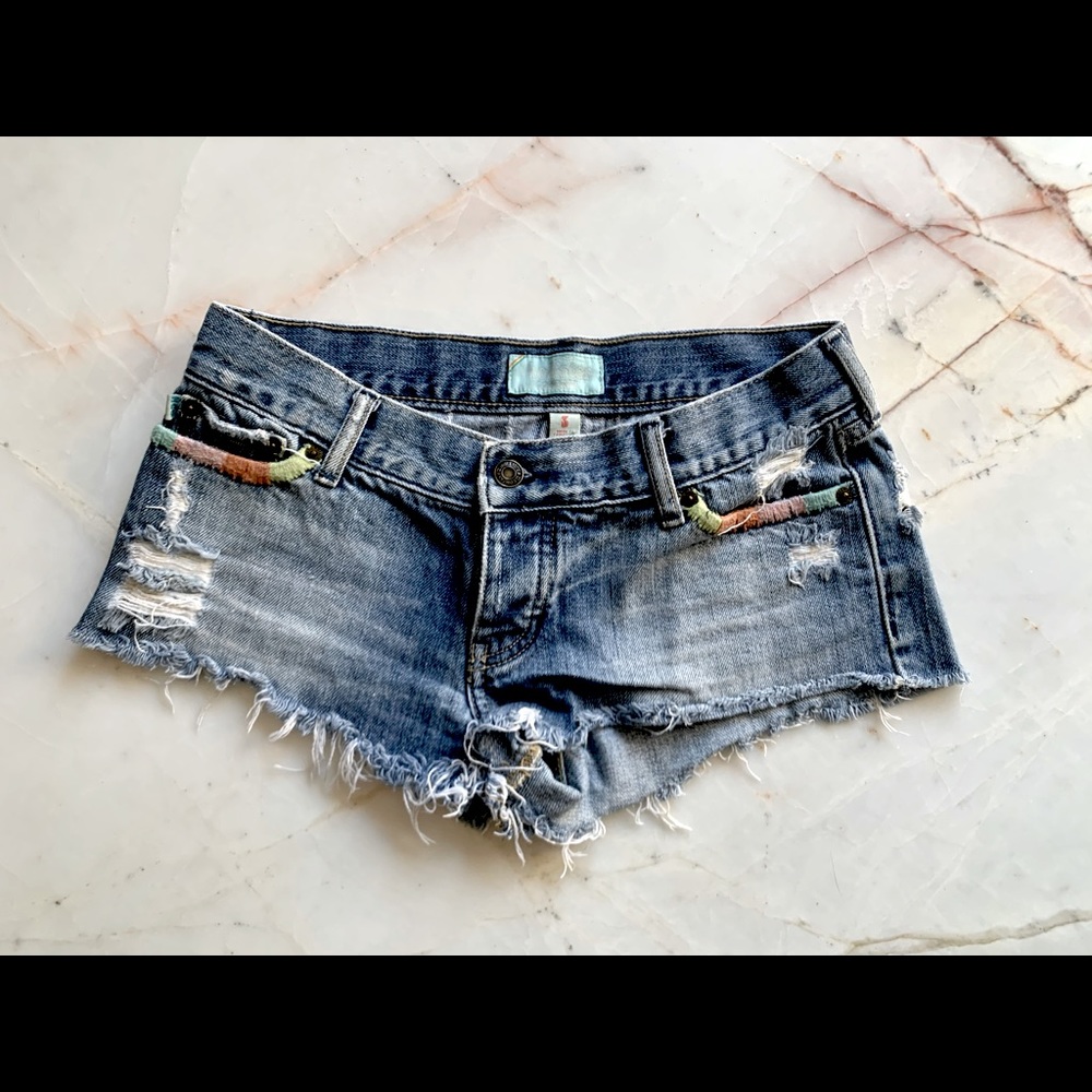 Hollister Shorts - size 3
